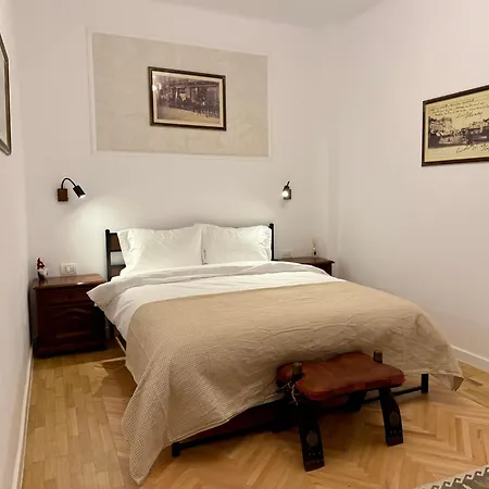 Villa The Bucket - Calla Old Town House With Jacuzzi & View Brasov