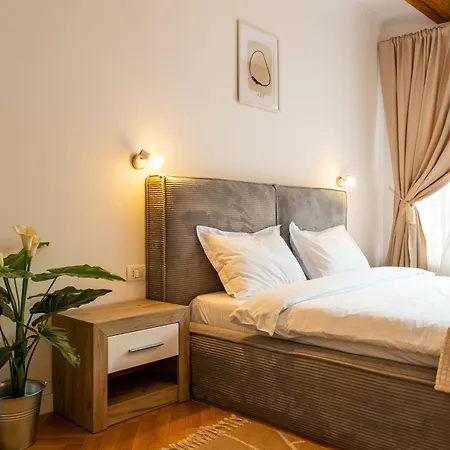 Villa The Bucket - Calla Old Town House With Jacuzzi & View