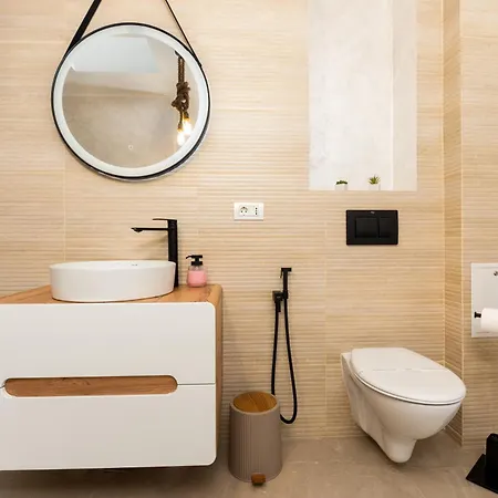 Villa The Bucket - Calla Old Town House With Jacuzzi & View