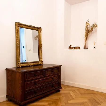 The Bucket - Calla Old Town House With Jacuzzi & View Villa Brasov