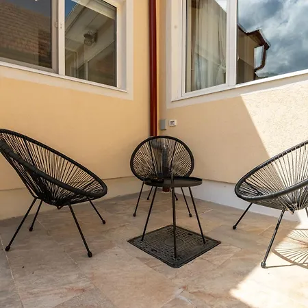 Villa The Bucket - Calla Old Town House With Jacuzzi & View *