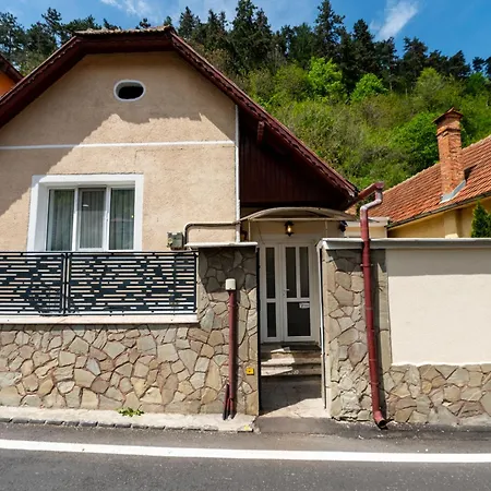 The Bucket - Calla Old Town House With Jacuzzi & View Villa Brasov